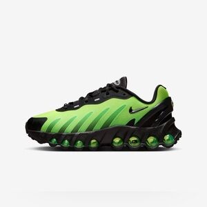 Nike  Men’s Air Max Dn Green and Black Shoes HQ4681-010 Size 10.5